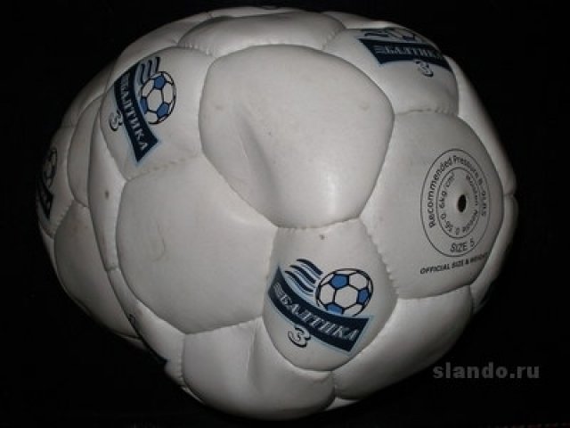 Футбольный мяч в городе Москва, фото 1, стоимость: 500 руб.