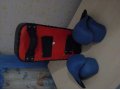 Продам 2 пары перчаток и лапу в городе Минеральные Воды, фото 1, Ставропольский край