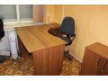 Набор офисной мебели: 3 стола, 2 тумбочки, шкаф в городе Ангарск, фото 1, Иркутская область