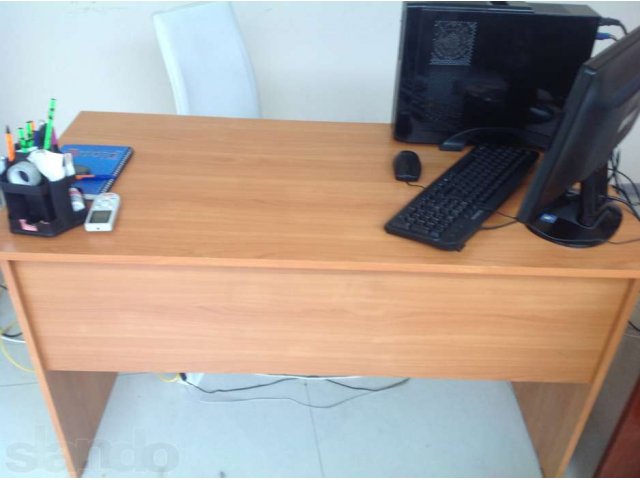 Продаю компьютерные столы в городе Ставрополь, фото 1, Прочие товары для офиса