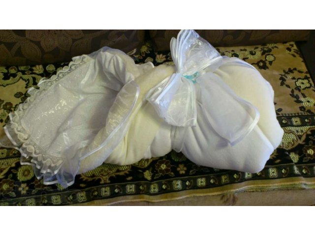 продается набор на выписку в городе Нижневартовск, фото 1, Одежда для новорожденных
