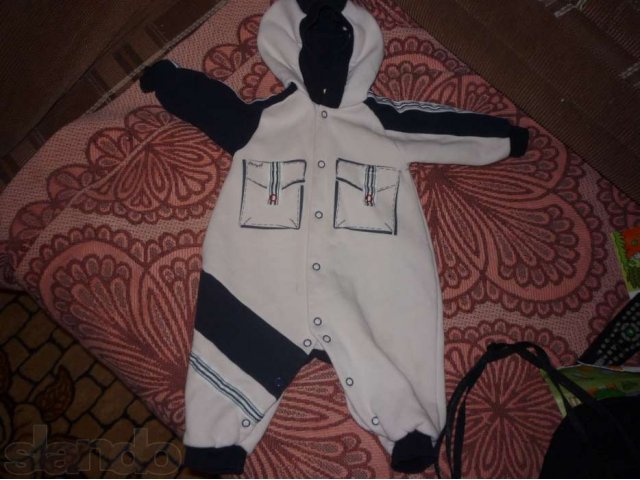 костюм с капюшоном на мальчика. в городе Сарапул, фото 1, Одежда для новорожденных