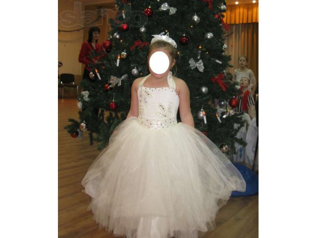 нарядное платье в городе Тюмень, фото 1, стоимость: 1 000 руб.