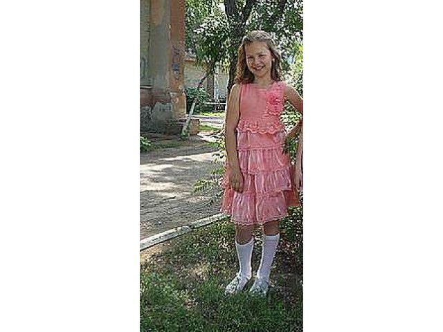 Красивое платье! в городе Астрахань, фото 1, стоимость: 1 000 руб.