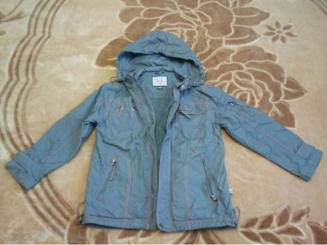 Демисезонная куртка в городе Сургут, фото 1, Одежда для мальчиков