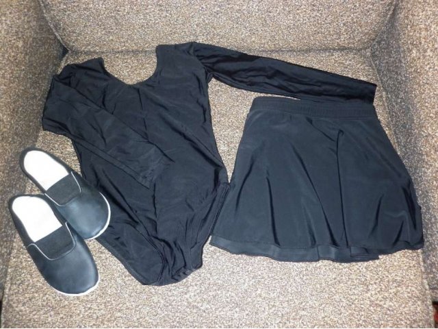 комплект для занятий танцами в городе Усолье-Сибирское, фото 1, стоимость: 600 руб.