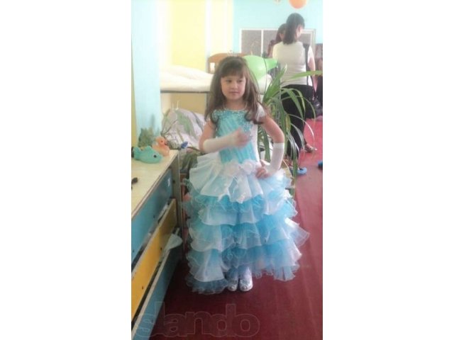 выпускное платье на девочку 6-7 лет в городе Новочеркасск, фото 1, стоимость: 1 000 руб.