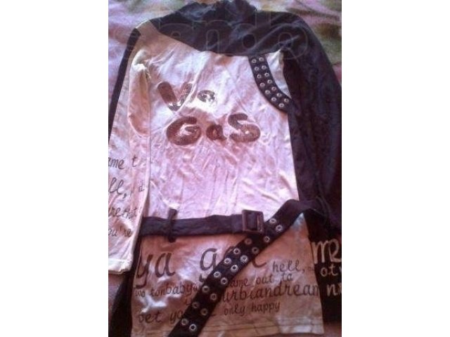 Продам одежду на девочку 9-13 лет в городе Таганрог, фото 3, стоимость: 200 руб.