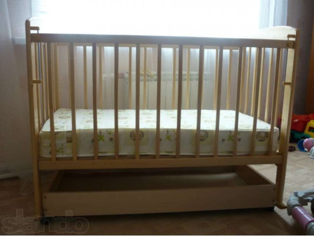 Кроватка детская в городе Красноярск, фото 1, стоимость: 5 000 руб.