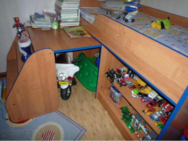 Продается детский спальный уголок-трансформер в городе Реутов, фото 1, стоимость: 14 000 руб.