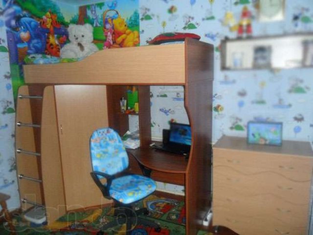 Новая детская кровать с комп.столом в городе Емва, фото 1, стоимость: 15 000 руб.