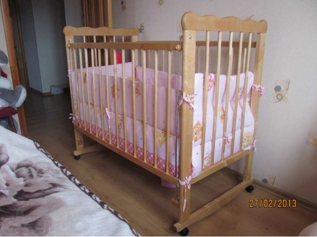 Продаю детскую кроватку с бортами для девочки в городе Тула, фото 1, стоимость: 7 000 руб.