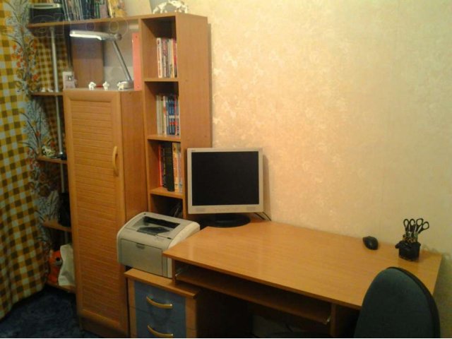 мебель для школьника/ студента и компьютерную технику в городе Улан-Удэ, фото 1, стоимость: 10 руб.