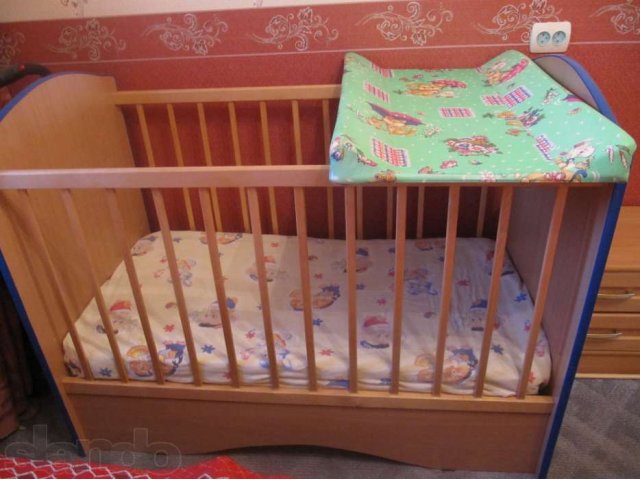 Детская кроватка и пеленальная доска в городе Сысерть, фото 1, стоимость: 1 500 руб.
