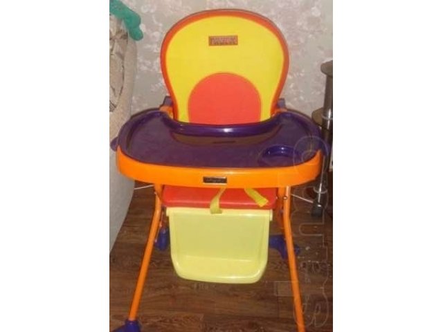 Продам детский столик в городе Тында, фото 1, стоимость: 3 500 руб.