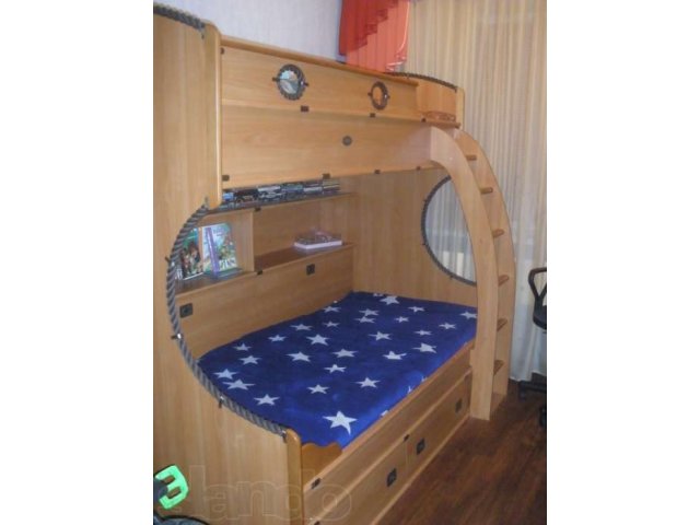 Продам двух ярусную кровать. Б/У в городе Сургут, фото 1, стоимость: 15 000 руб.