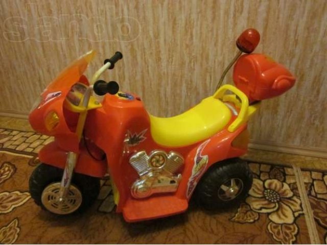 Детский мотоцикл (электропривод) в городе Смоленск, фото 1, стоимость: 4 500 руб.