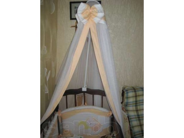 Бампер для детской кроватки в городе Старый Оскол, фото 1, стоимость: 2 500 руб.