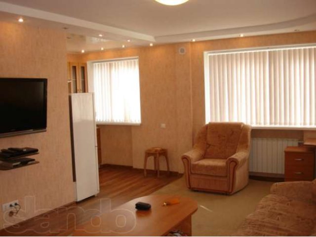 Сдам студию в Центре. 500м от вокзала. в городе Мурманск, фото 1, стоимость: 1 400 руб.