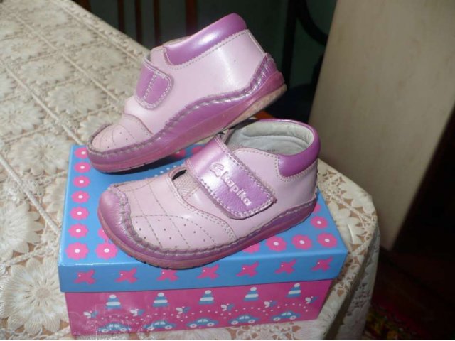продам туфельки для девочки в городе Барнаул, фото 1, стоимость: 400 руб.