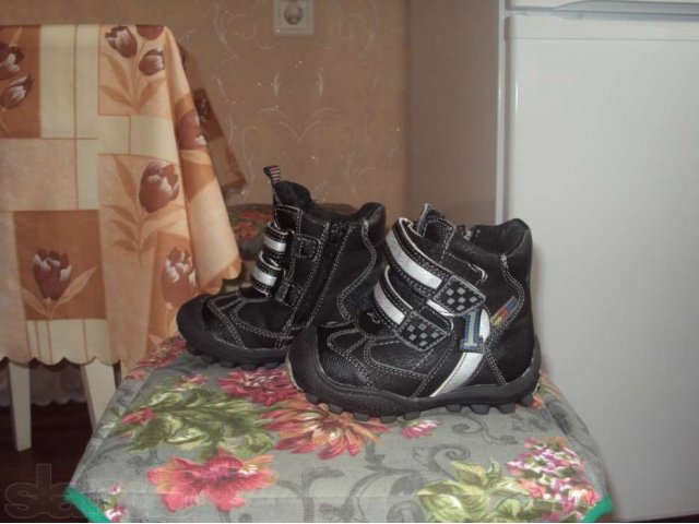 Продам ботиночки и кроссовки на мальчика в городе Барнаул, фото 1, Детская обувь