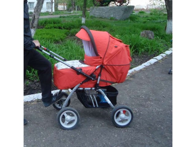 Продам коляску-трансформер в городе Кунгур, фото 2, стоимость: 4 000 руб.