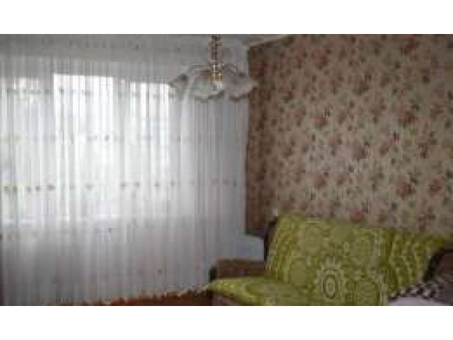 Квартира у Каскада на длительный срок в городе Омск, фото 1, стоимость: 8 000 руб.