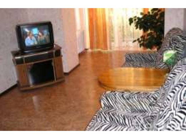 сдается 1-я квартира в городе Тюмень, фото 1, стоимость: 11 000 руб.