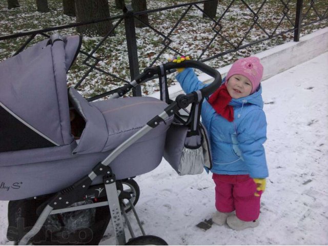Продам коляску Folky s 2в1, такая как на фото, только серая с черным в городе Духовщина, фото 3, Детские коляски