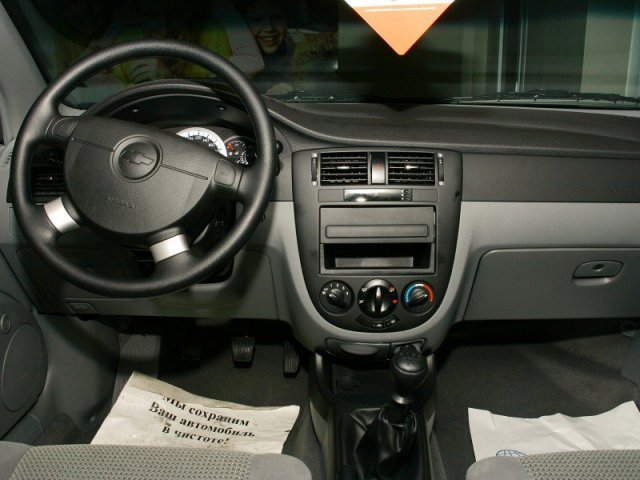 Chevrolet Lacetti,  седан,  2013 г. в.,  механика,  1,4 л,  цвет:  черный в городе Москва, фото 2, стоимость: 330 500 руб.