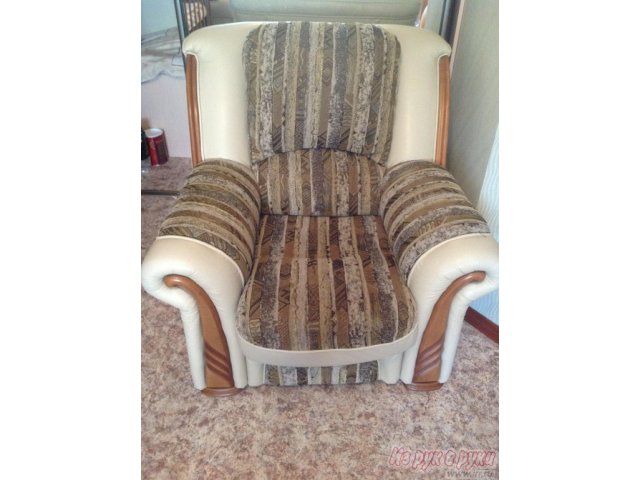 Продам мягкий уголок с креслом в городе Тольятти, фото 2, стоимость: 10 500 руб.