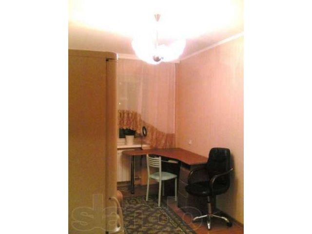 Сдаю комнату с евроремонтом, мебелью и техникой, ближе к центру в городе Хабаровск, фото 3, Долгосрочная аренда комнат