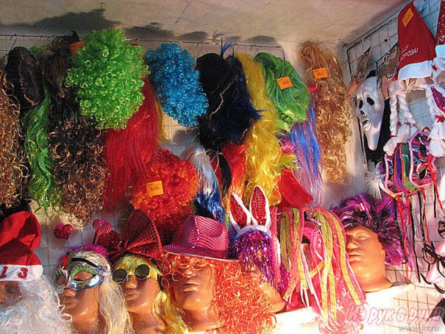 парики карнавальные в городе Новосибирск, фото 1, стоимость: 400 руб.