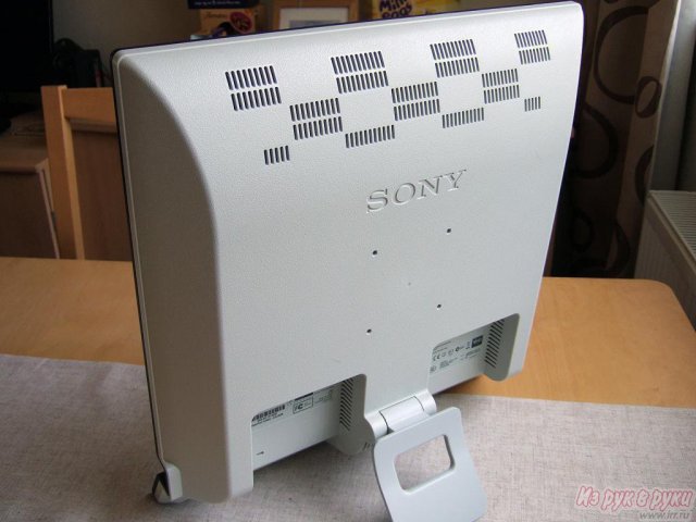 Продам:  ЖК монитор Sony SDM-E96D в городе Псков, фото 2, LCD (ЖК)