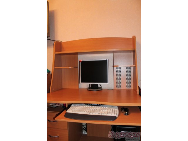 Продается компьютерный стол в городе Тольятти, фото 1, стоимость: 2 800 руб.