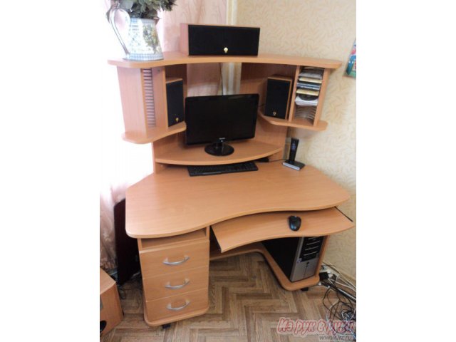 компьютерный стол в городе Воронеж, фото 1, стоимость: 3 000 руб.