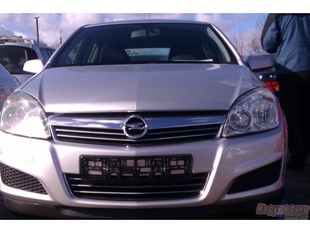 Opel Astra,  хэтчбек,  2009 г. в.,  пробег:  115000 км.,  механическая,  1.3 л в городе Калининград, фото 1, стоимость: 390 000 руб.