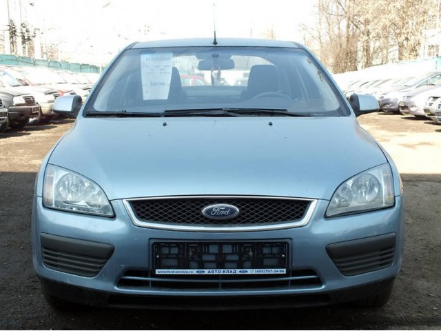 Продается Ford Focus,  цвет:  голубой металлик,  двигатель: 1.6 л,  кпп:  механическая,  кузов:  Седан,  пробег:  95100 км,  состояние автомобиля:.. . в городе Москва, фото 1, Ford