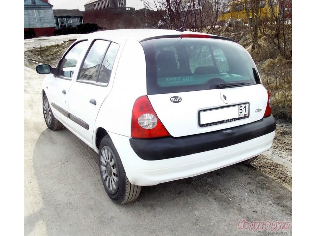 Renault Clio,  хэтчбек,  2002 г. в.,  пробег:  137000 км.,  механическая,  1.4 л в городе Мурманск, фото 2, Мурманская область