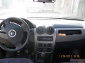 Renault Logan,  седан,  2010 г. в.,  пробег:  8000 км.,  механическая,  1.6 л в городе Новотроицк, фото 1, Оренбургская область