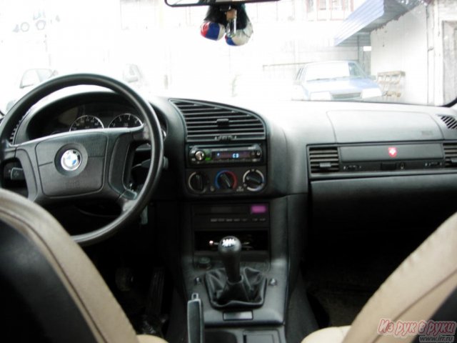 BMW 316,  седан,  1994 г. в.,  пробег:  370000 км.,  механическая,  1.6 л в городе Иваново, фото 6, Ивановская область