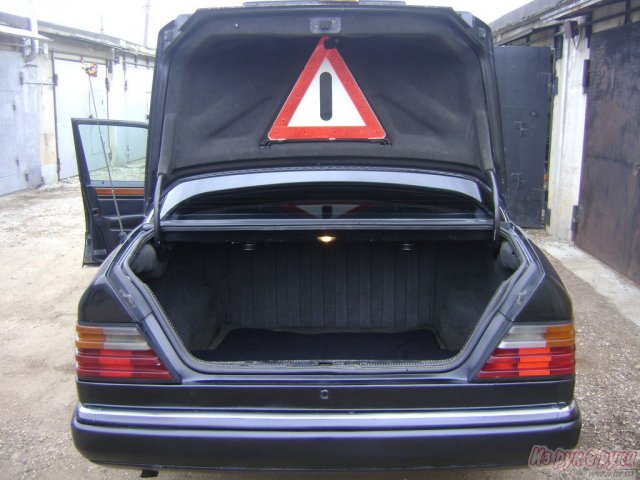 Mercedes E 200,  седан,  1993 г. в.,  пробег:  315000 км.,  механическая,  2.0 л в городе Салават, фото 4, стоимость: 170 000 руб.