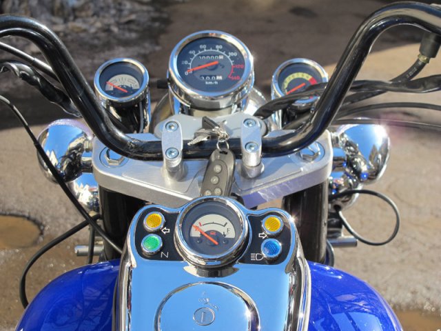 Продается Мотоцикл Чоппер 250 см3 Lifan LF250-4,  Волгоград в городе Волгоград, фото 3, Волгоградская область