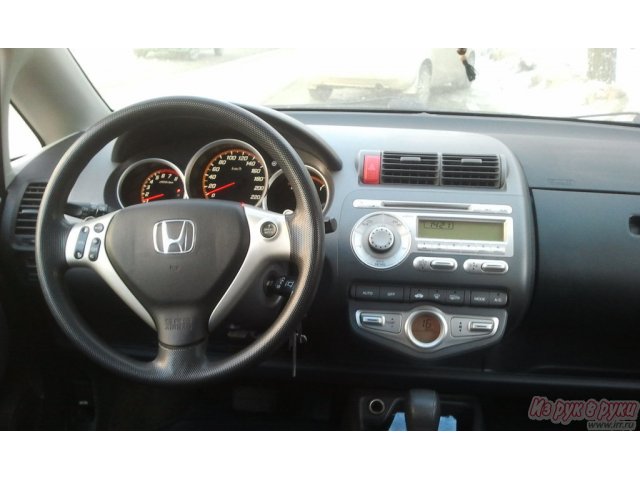 Honda Jazz,  хэтчбек,  2008 г. в.,  пробег:  51000 км.,  вариатор,  1.4 л в городе Владимир, фото 1, Владимирская область