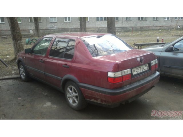 Volkswagen Vento,  седан,  1992 г. в.,  пробег:  100000 км.,  механическая,  9.0 л в городе Волхов, фото 2, стоимость: 160 000 руб.