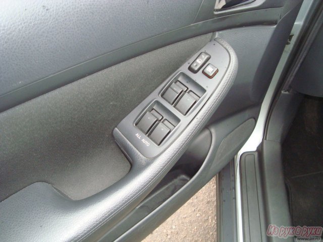Toyota Avensis,  седан,  2008 г. в.,  пробег:  75500 км.,  механическая,  1.8 л в городе Великий Новгород, фото 9, Новгородская область