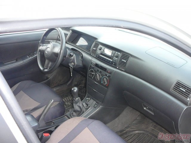 Toyota Corolla,  седан,  2006 г. в.,  пробег:  105000 км.,  механическая,  1.6 л в городе Рыбинск, фото 3, Ярославская область