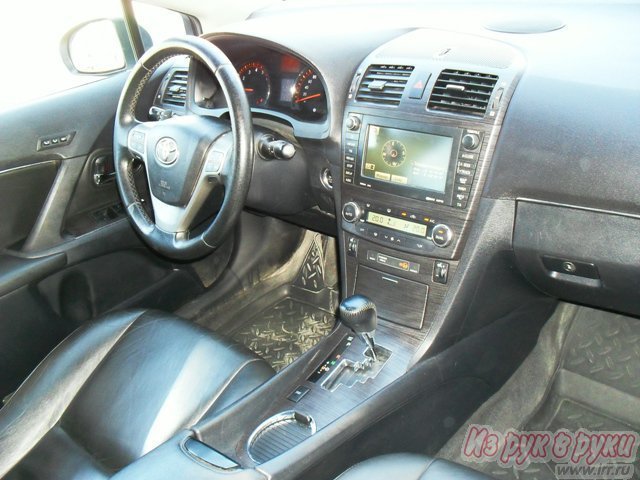 Toyota Avensis,  седан,  2009 г. в.,  пробег:  150000 км.,  автоматическая,  2 л в городе Сургут, фото 2, Toyota