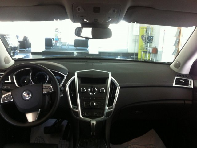 Продается автомобиль Cadillac SRX 2012 года в городе Москва, фото 3, Московская область