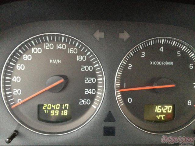Volvo S60,  седан,  2003 г. в.,  пробег:  205000 км.,  механическая,  2.4 л в городе Санкт-Петербург, фото 3, Ленинградская область